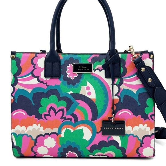 POSHMADDIEE'S BOUTIQUE GIVEAWAY LISTING💕💕 - Picture 10 of 15